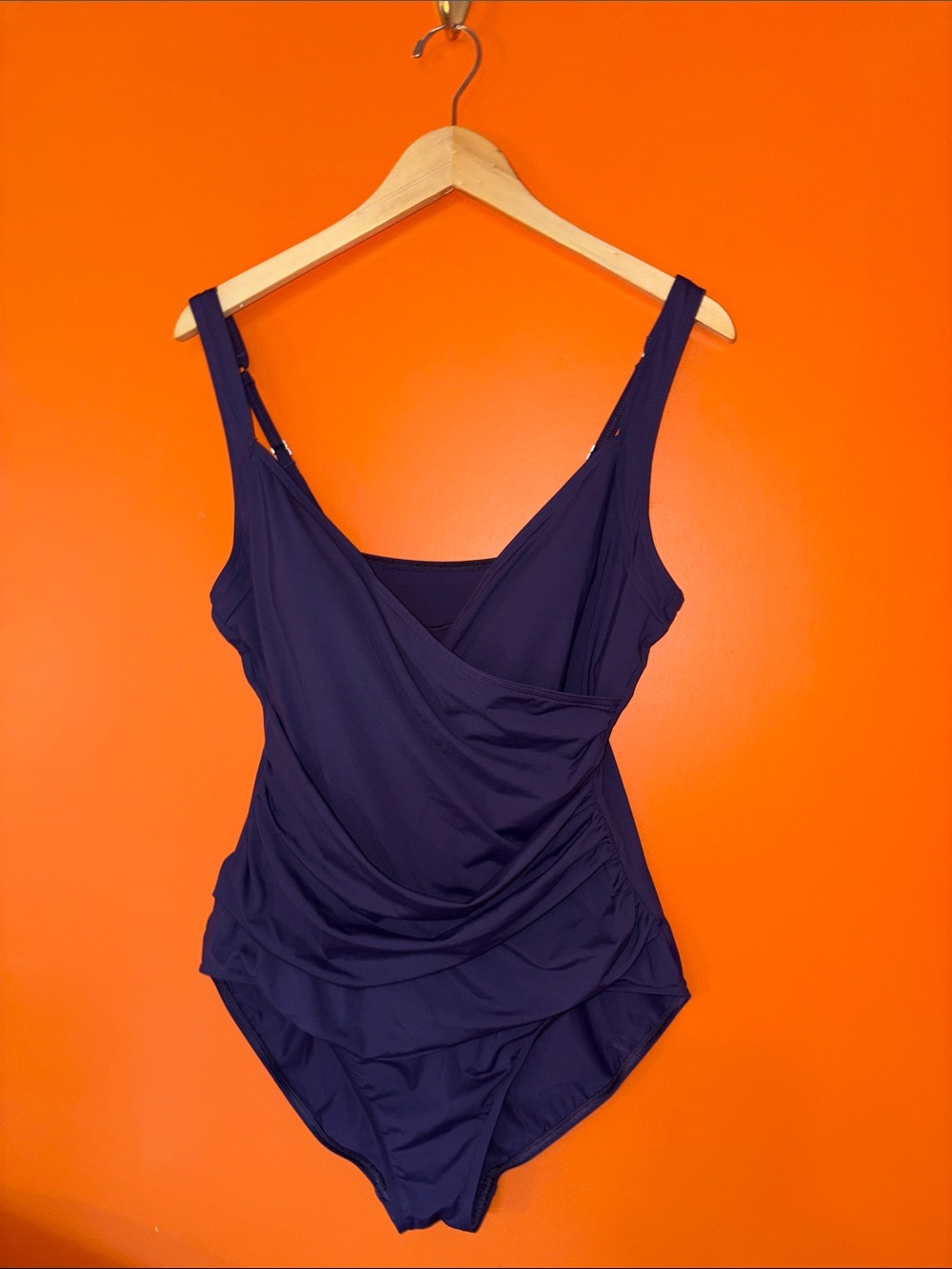 Calvin Klein Navy Blue One-Piece Classic Swimsuit Slimming Shaping 12 Woman’s